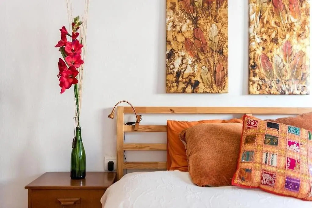 Views In Calm City Center Malaga Apartment